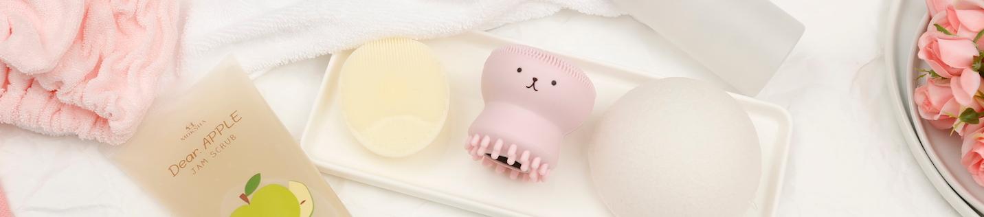 Exfoliation May Be the Secret to Glowing Skin, But What You First Need to Know