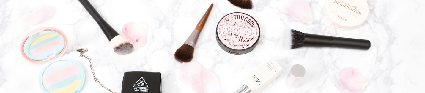 When Light Goes Wrong: A Passport Photo Teaches Me About K-Beauty Highlighter