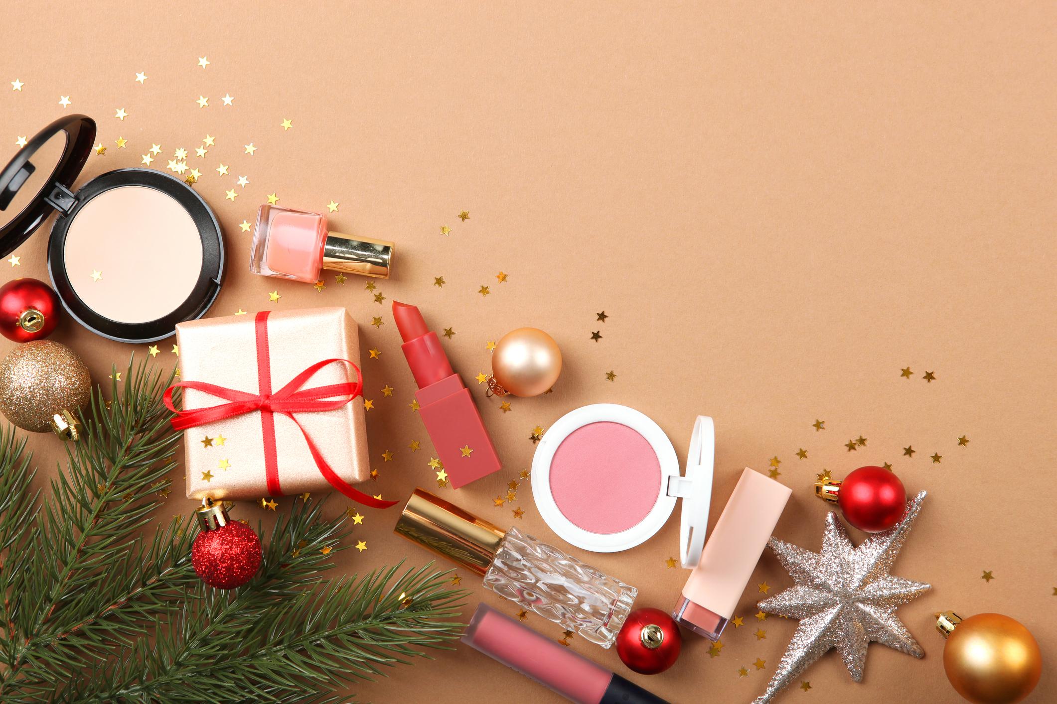 30 Best Holiday Gifts for Beauty Lovers