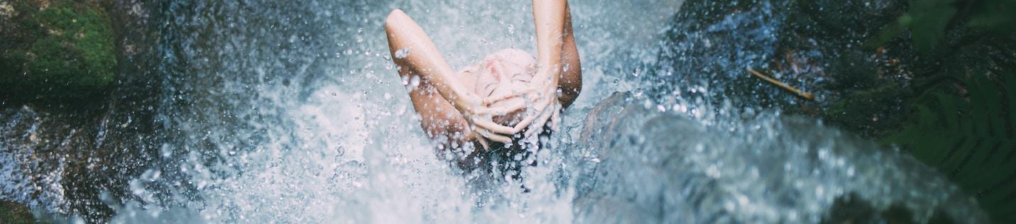 Steal These Totally *Extra* Bath & Shower Tips For Post-Workout or a De-stress Sesh