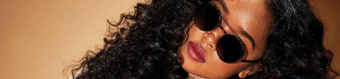 Grammy Award-Winner H.E.R. Spills Her Coveted Beauty Tips (And Reveals The Best Face Mask For Eyeglass Wearers)
