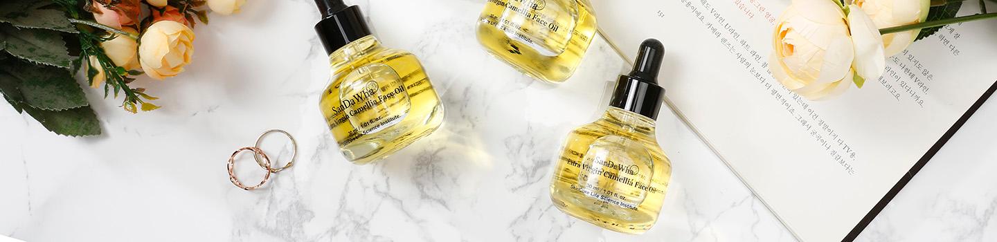 Camellia Oil Is My Magic in a Bottle, but Does the Science Back It Up?